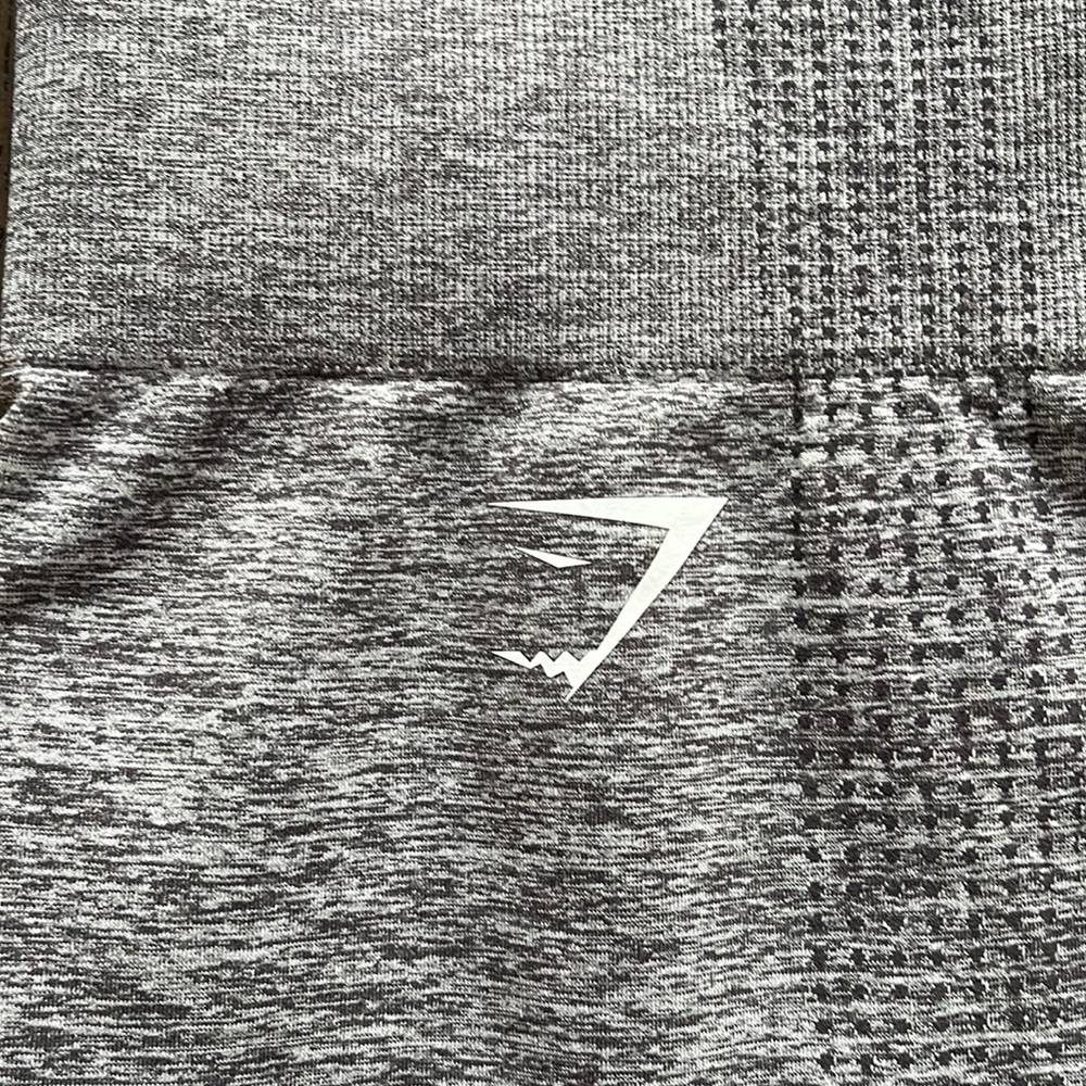 ✨SOLD✨Gray Highwaisted Gym Shark Vital Seamless Leggings - Picture 3 of 12